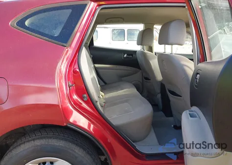 2013 Nissan Rogue S z USA, uszkodzony, nr VIN JN8AS5MT8DW017460